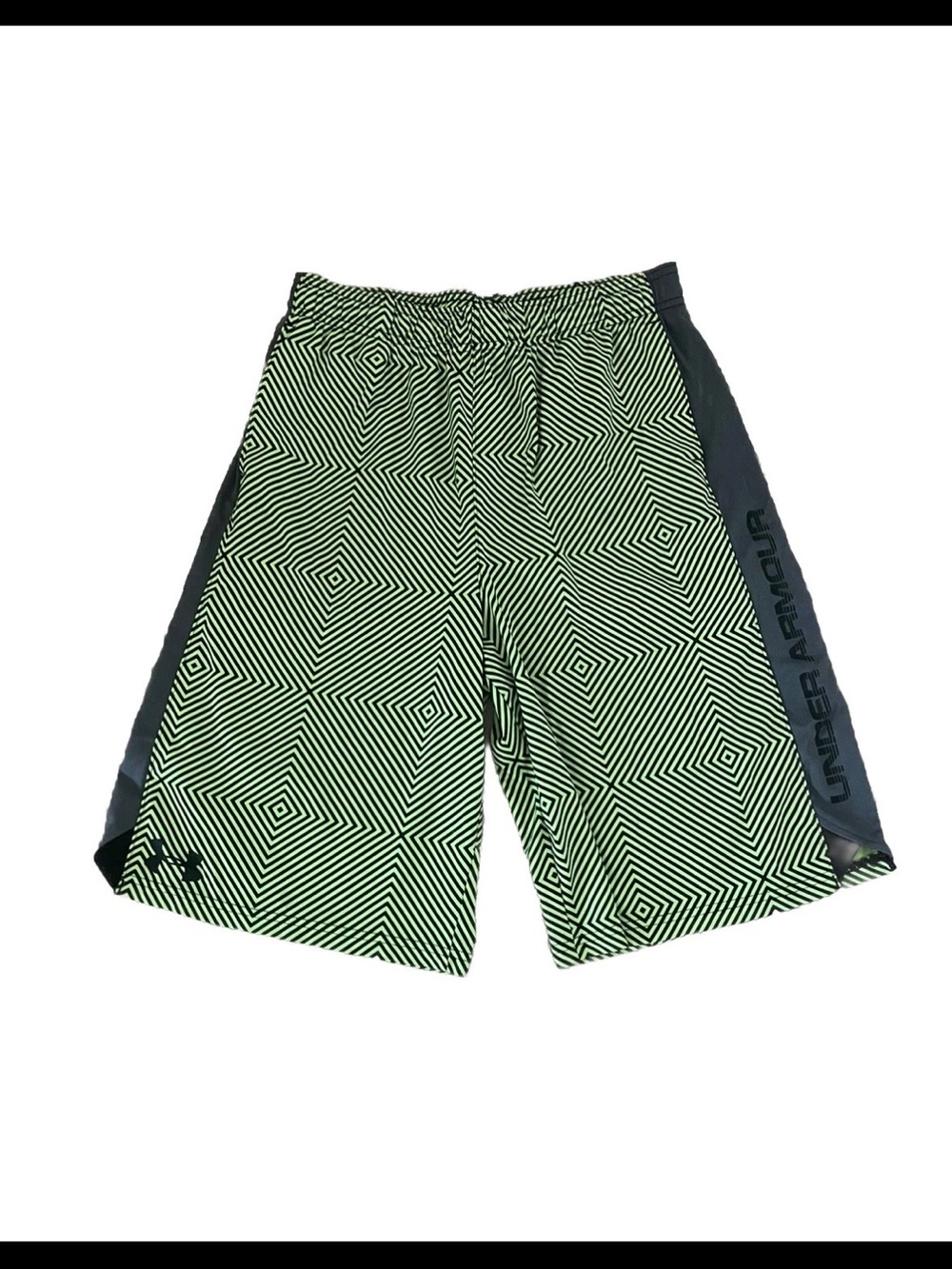 Under Armour Youth XL Green Geometric Athletic Shorts Loose Fit